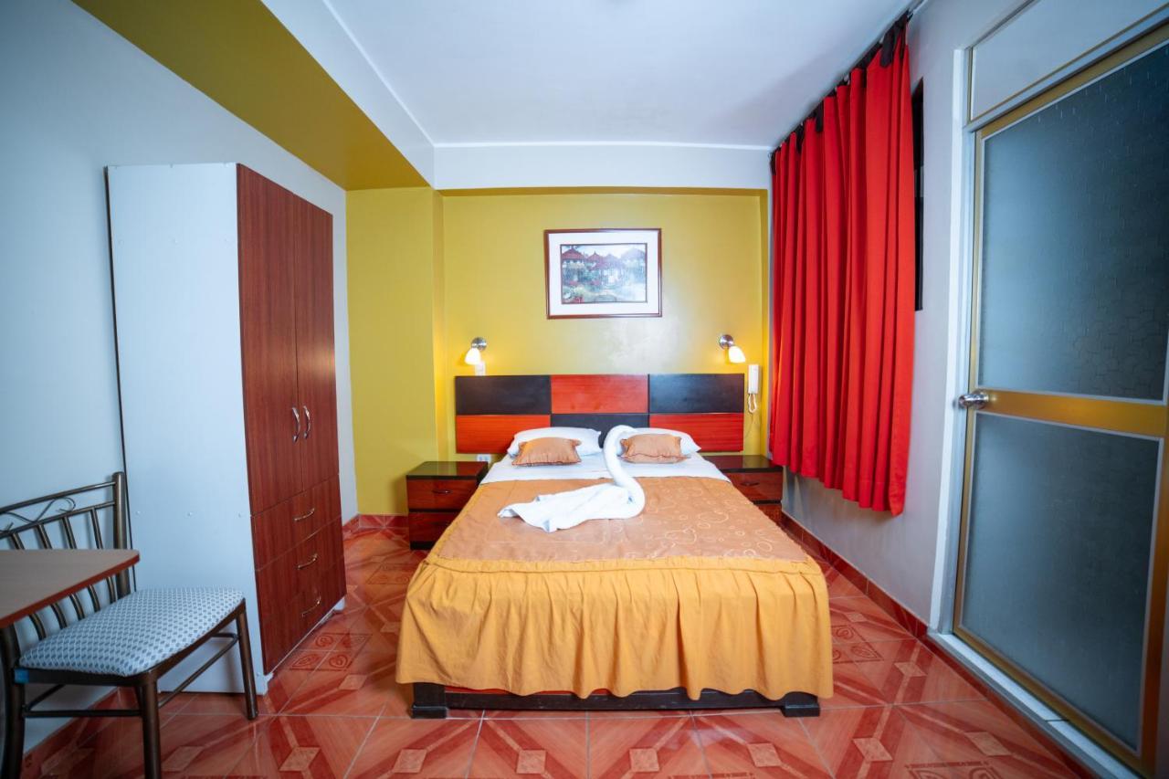 Hotel Mayros Satipo ภายนอก รูปภาพ