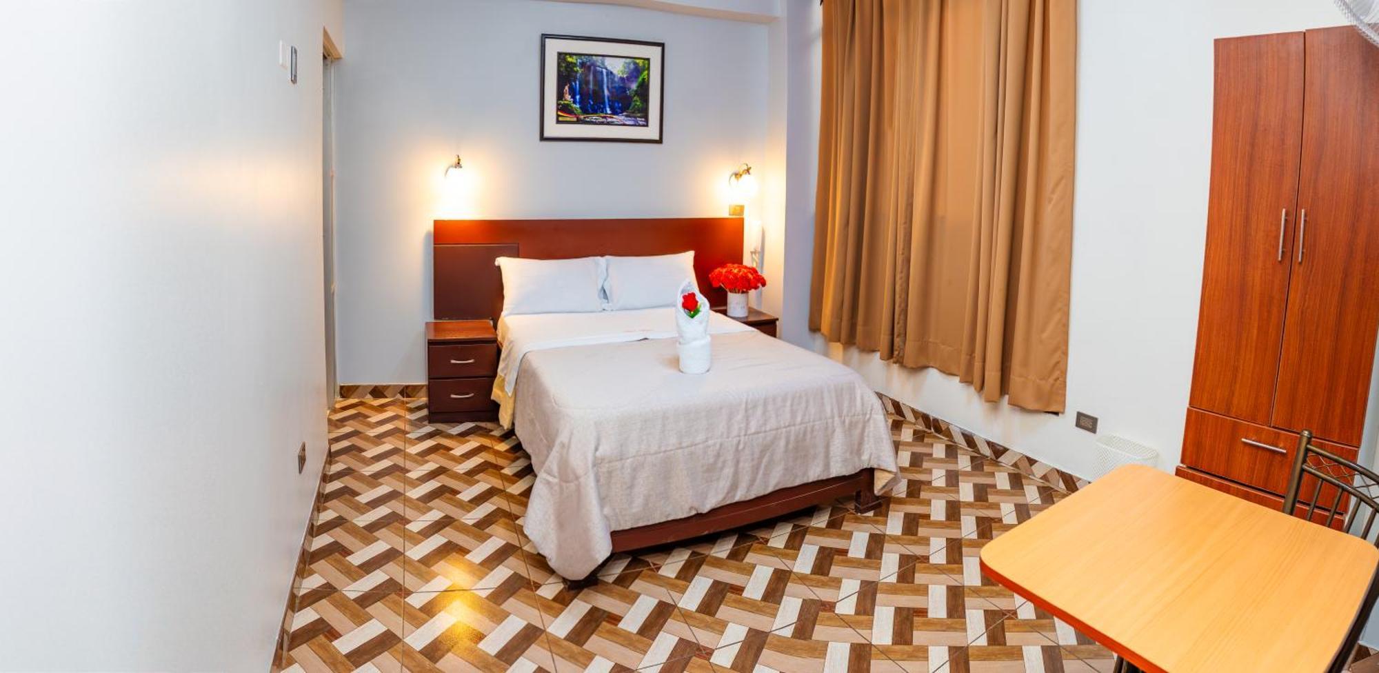 Hotel Mayros Satipo ภายนอก รูปภาพ